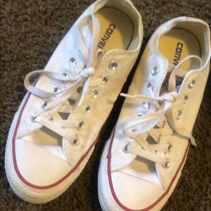 Converse Tennis shoe